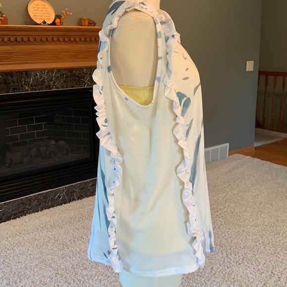 Sleeveless Ruffled Top, size 2XL, white and bluish/green NWT - Picture 4 of 14